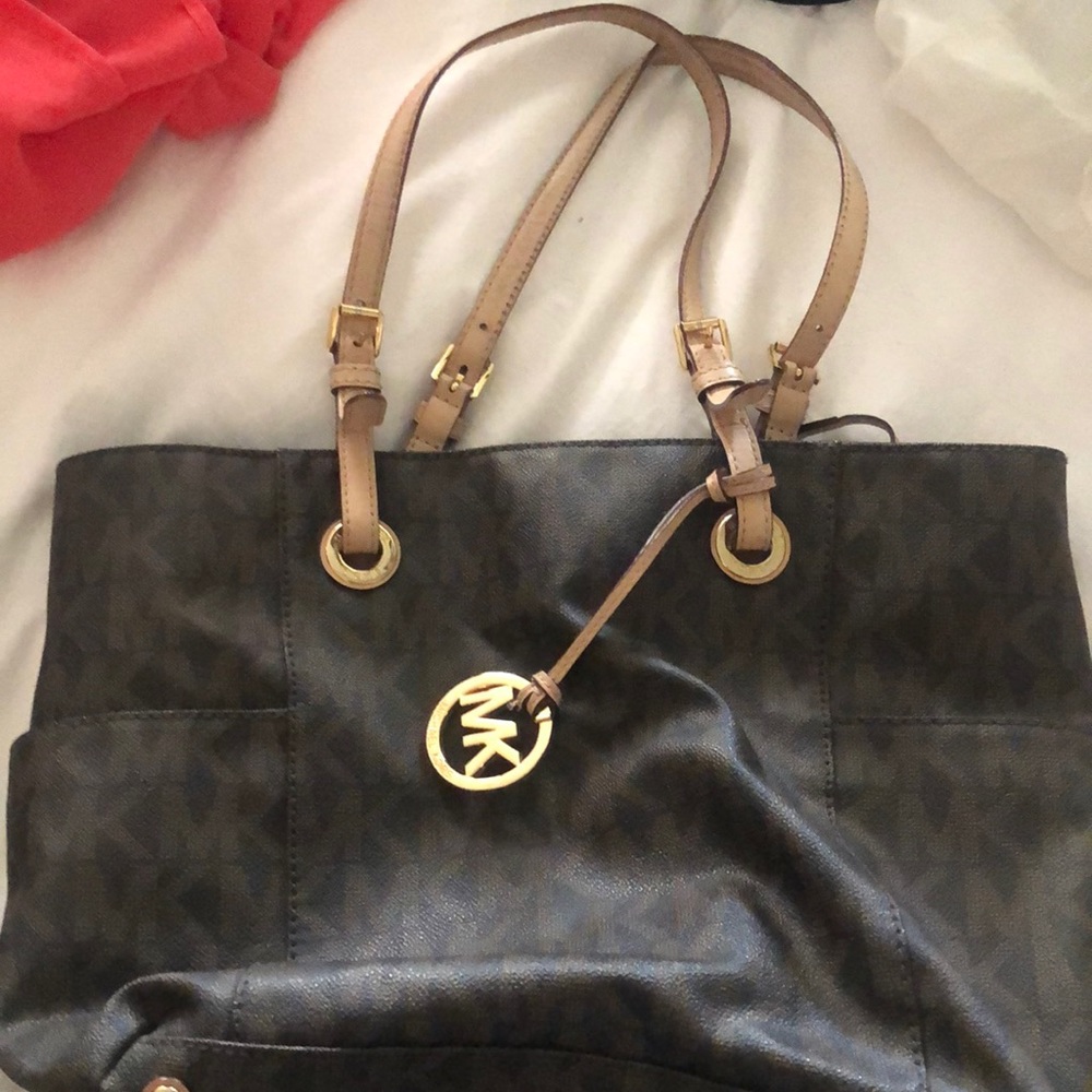 Tote purse
